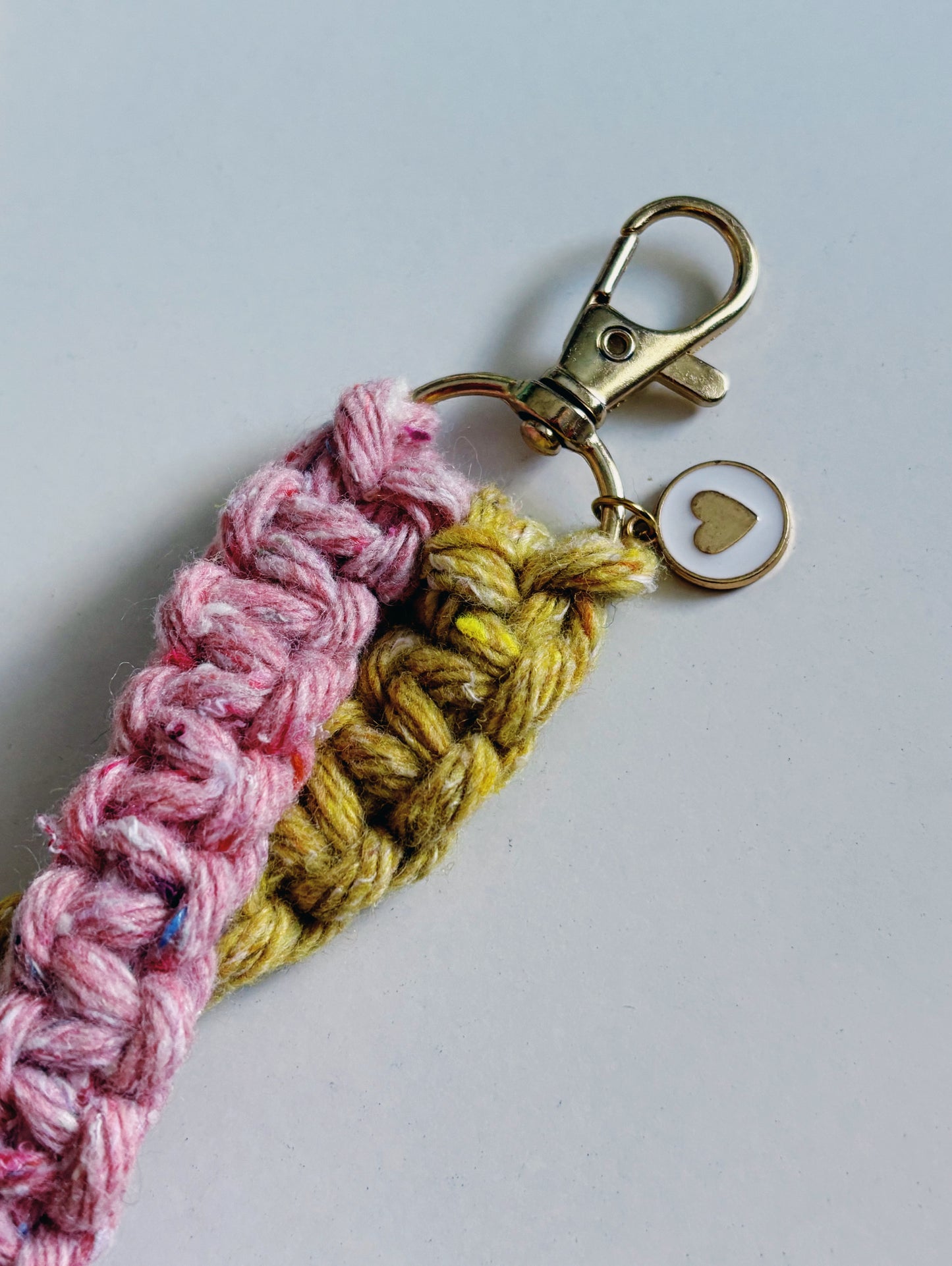 Strap decorativo en macramé
