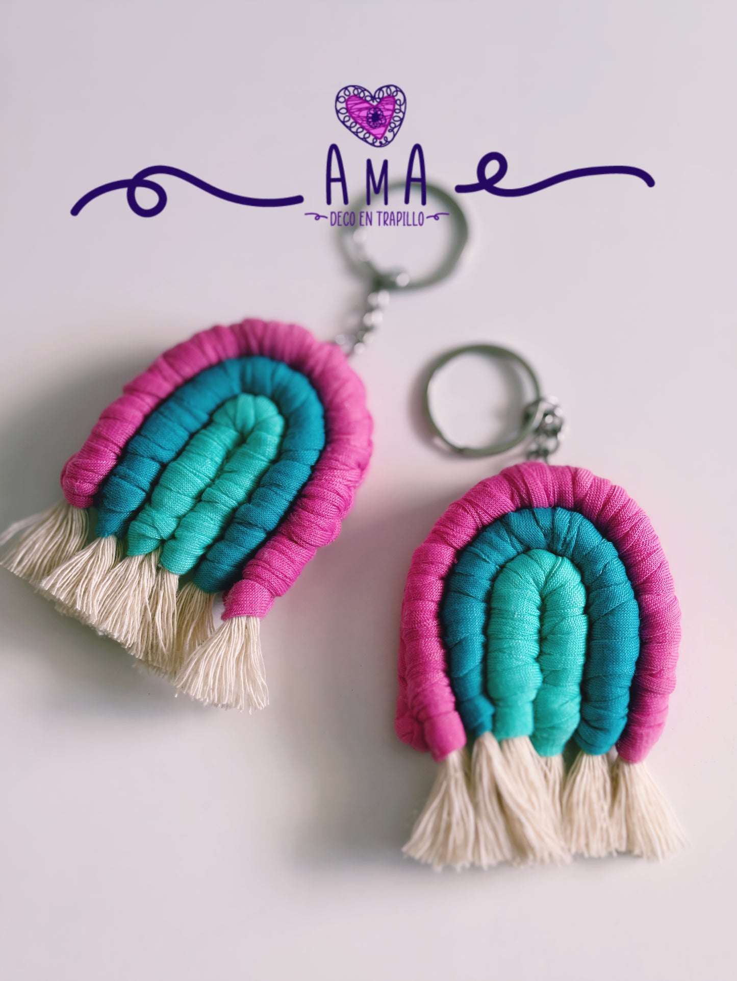 Llaveros Arcoíris AMA Deco