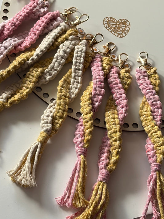 Strap decorativo en macramé